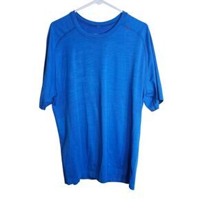 Lululemon Men’s Blue Swiftly Tech Short Sleeve XL